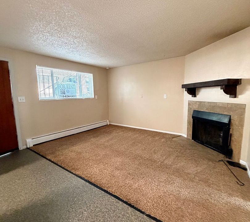 1st image of 6353 Chippewa Rd