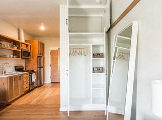 1920 NW 26th Ave #202, Portland, OR 97210