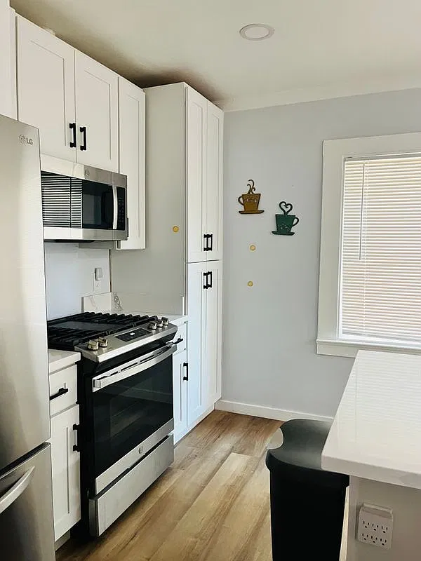 3 bed, 2.5 bath, 1291 sqft, $1,275 — Photo 4