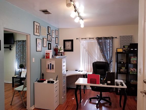 3rd image of 2388 Lake Ave