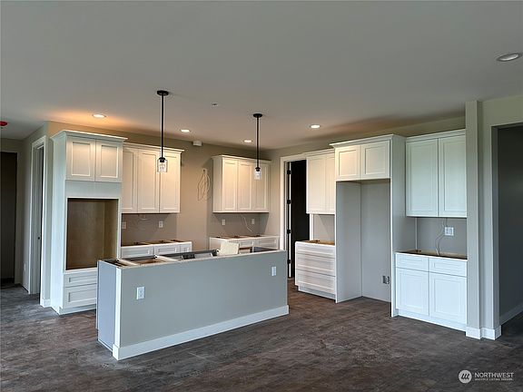 3rd image of 8334 Camas Drive