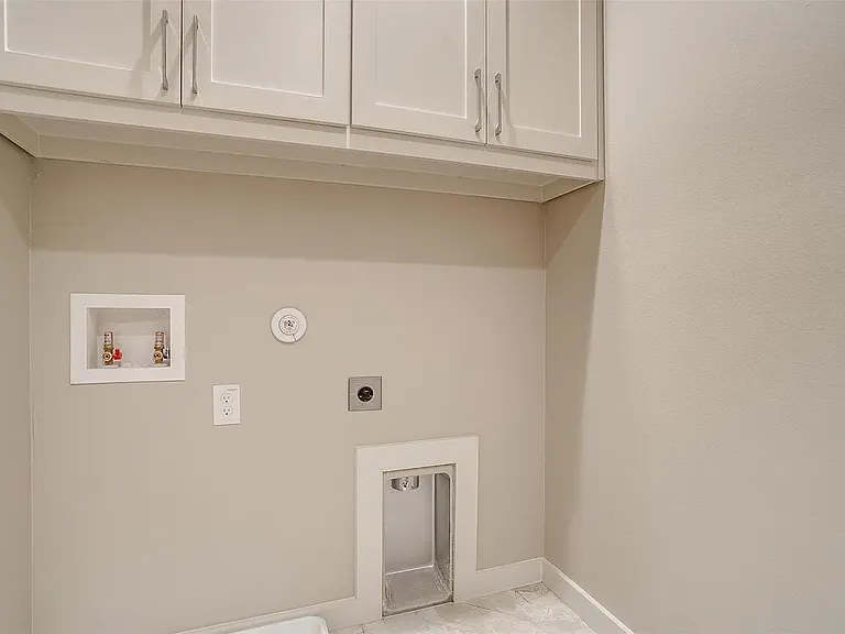 3303 Ryan Ave — Photo 13