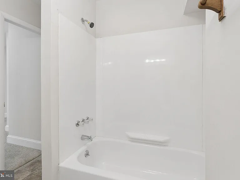 407 Cinnaminson Ave #5 — Photo 12