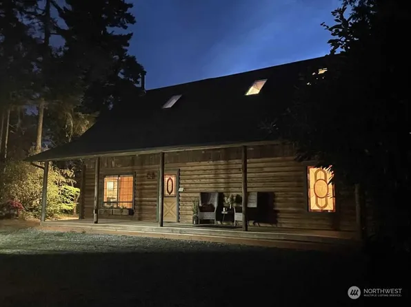 637 NE Owl Hill Way, Poulsbo, WA 98370