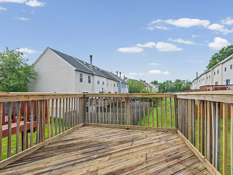6957 Rockfield Rd — Photo 7