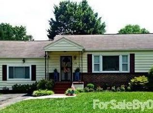 3108 Luwana Rd, Knoxville, TN 37917