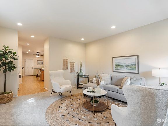 4th image of 2522 S Ash Street