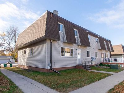 950 5th Ave W SUITE D, West Fargo, ND, 58078