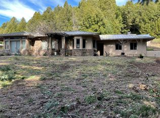 5500 Goodman Ranch Rd, Whitethorn, CA 95589