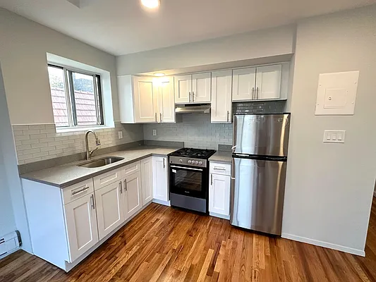 Rented by Compass | media 2