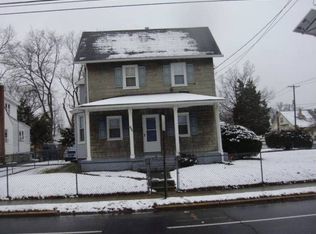 492 N Church St, Moorestown, NJ 08057