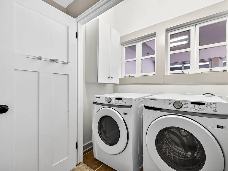 1330 Cherry St NE — Photo 42