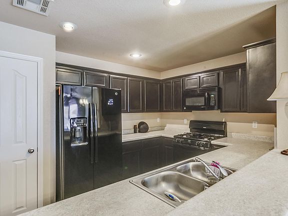 5th image of 3708 Loma Esteban Dr