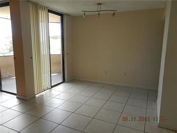 4th image of 8215 SW 152nd Ave #G-305