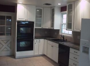 17557 Cornell Rd, Southfield, MI 48075