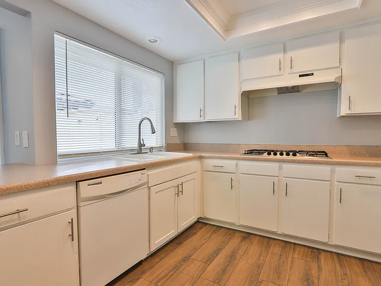 309 W Kelly Ave #A — Photo 14