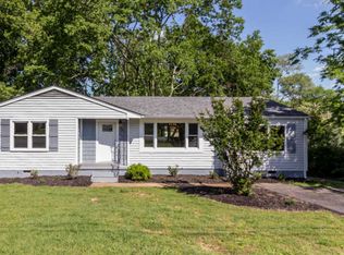 39 Polk Cir, Fort Oglethorpe, GA 30742