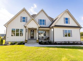 1100 Tobacco Row Ct, Zebulon, NC 27597