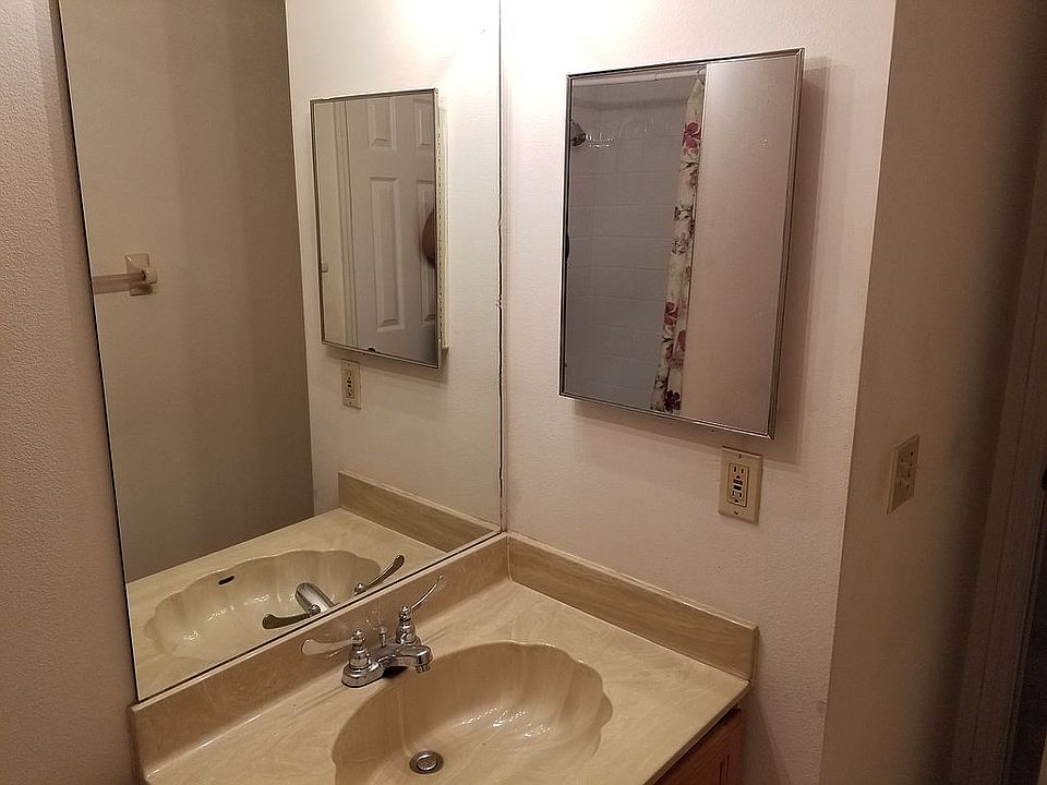 Second bathroom