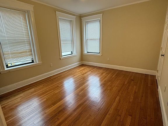 4th image of 331 Saint Paul St #10