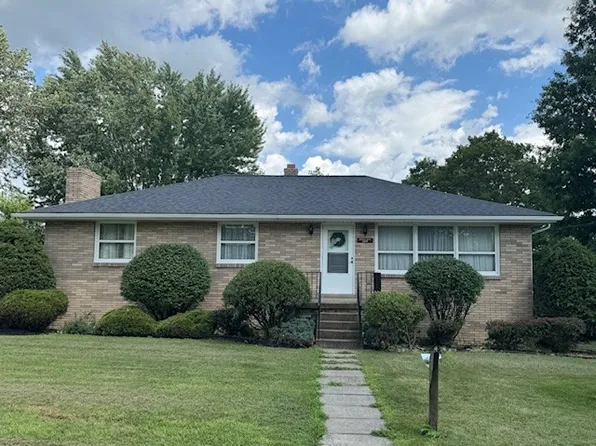 228 Dorothy St, Scottdale, PA 15683