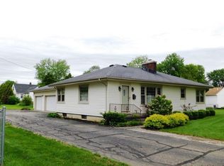 132 W Ruth St, Sidney, OH 45365