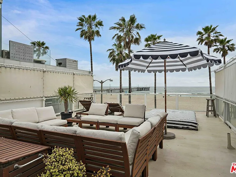 0 Ocean Front Walk — Photo 20