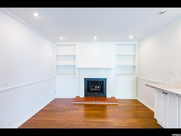 5th image of 1180 S Foothill Dr APT 735
