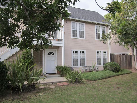 2nd image of 635 Elm Ave #3