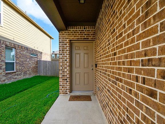 4th image of 14710 Meadow Acre Trl
