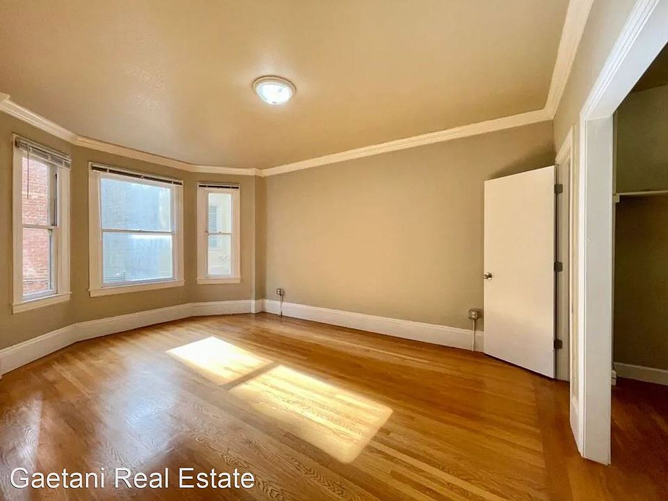 1st image of 511 Leavenworth St APT 104