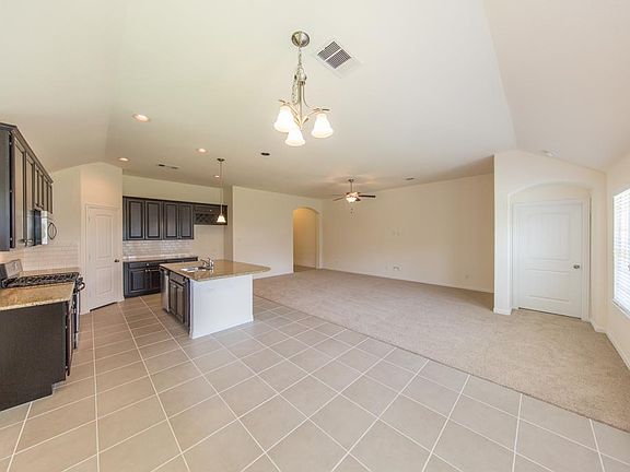 5th image of 1428 Coleto Creek Ln