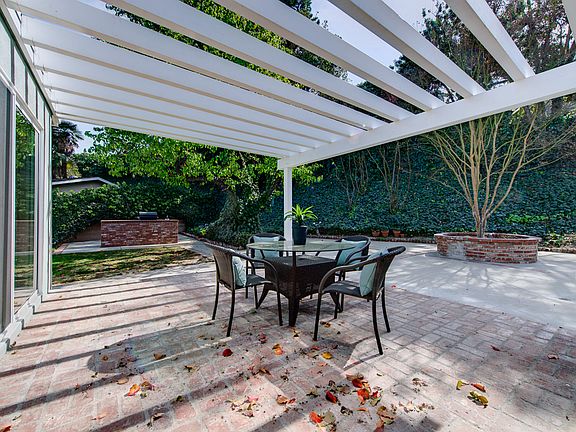 5th image of 3031 Dona Marta Dr
