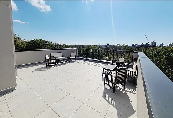 Rented by Real Team Brokerage | media 9
