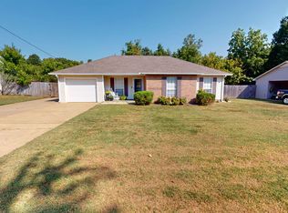 154 Village St, Dyersburg, TN 38024
