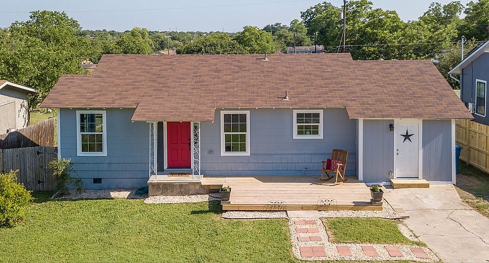 1st image of 466 Prestwick Blvd