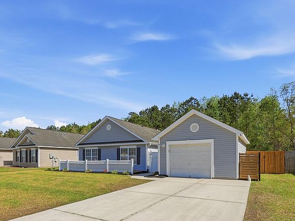 4th image of 611 Savannah River Dr