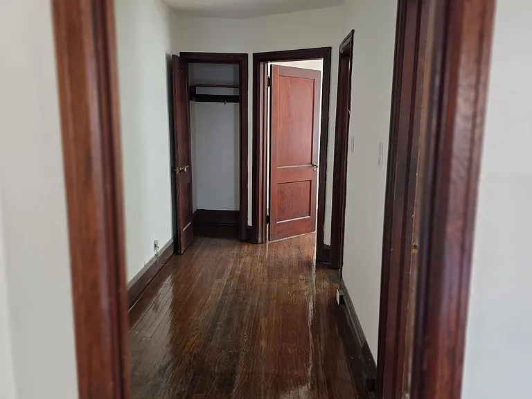 29 Jane St #8 — Photo 6