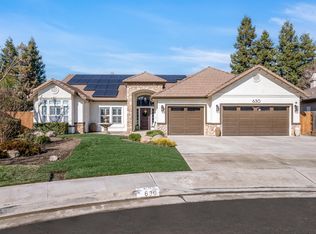 630 W Cherry Ct, Visalia, CA 93277