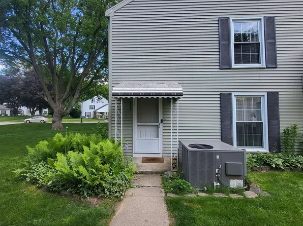 2187 Painted Post Dr, Flushing, MI 48433