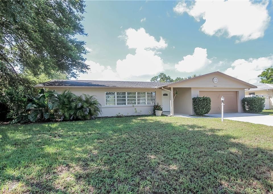 1st image of 3942 Breezemont Dr