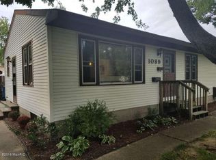 1089 Hampden Rd, Muskegon, MI 49441