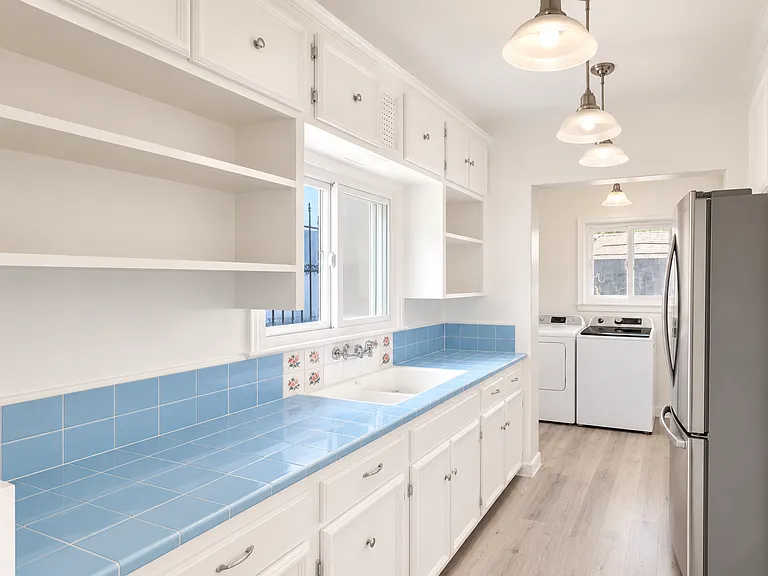 8501 S 5th Ave #A — Photo 16