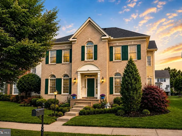 2574 Transom Pl, Woodbridge, VA 22191