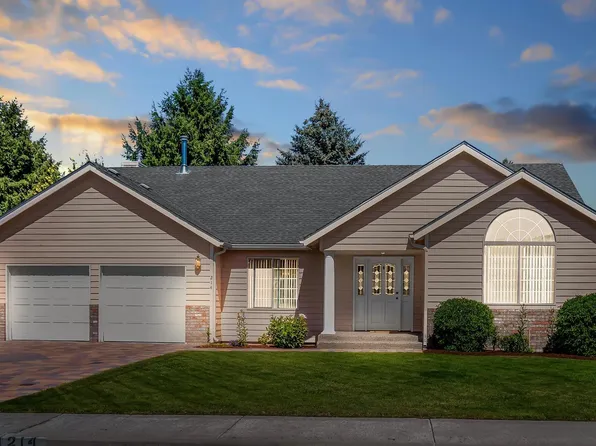 214 SW Meadow Lakes Dr, Prineville, OR 97754