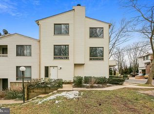 18513 Locust Point Ct, Montgomery Village, MD 20886