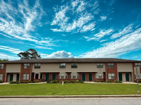 2413 Gaslight Pl SW, Decatur, AL 35603