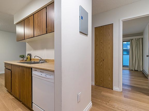 2nd image of 4373 Halifax St #306