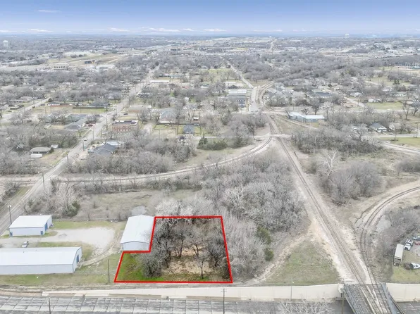 521 E Mulberry St, Sherman, TX 75090