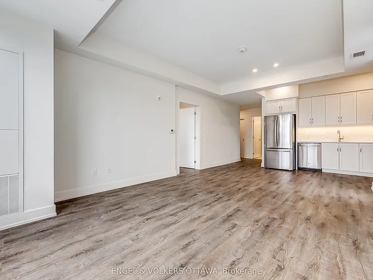 280 Crichton St #107 — Photo 11